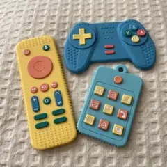 シリコン製リモコン・ゲームコントローラーおもちゃ 3coins