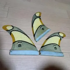 未使用品フューチャー仕様：ケリースレータートライフィン - メルカリ
