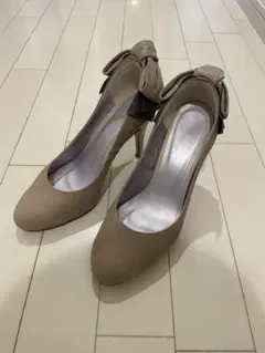 ピンクベージュ リボン付き ハイヒール