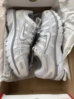 ナイキ NIKE P-6000 スニーカー P6000のサムネイル