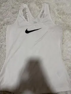 Nike Pro ホワイト タンクトップ Lサイズ　白