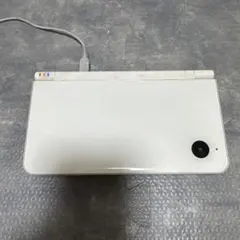 Nintendo DSi LL 本体　ホワイト