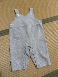 Kids Zoo キッズズー　グレー ボタン付き　ロンパース 70 サロペット