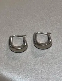 Sara Finchley Earrings(Small) - メルカリ