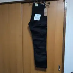週末値下げ【新古品】AVIREX ブラック カーゴパンツ Lサイズ85cm