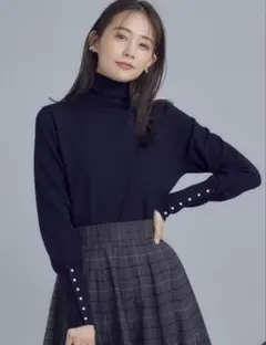 ELENA タートルネック ニット　組曲