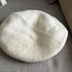 クリーム色ウールベレー帽