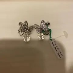 蝶の形状 イヤリング 日本製