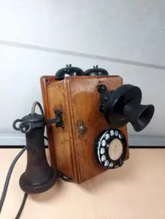 昭和8年　２号自動電話機　壁掛け式　沖電気　OKI　ビンテージ　戦前 黒電話 3号機 OKI 沖電気 卓上 - メルカリ