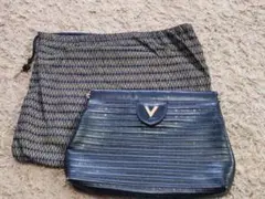 Valentino ブラック　レザー クラッチバッグ