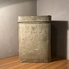 昭和レトロ ブリキ蓋付き缶 米櫃 インテリア シャビー