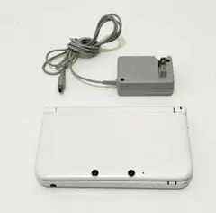 NINTENDO 3DS LL ホワイト 本体 ACアダプター付き（ジャンク品）