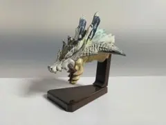 モンハン ハンティング トロフィー フィギュア 【ラギアクルス 亜種】