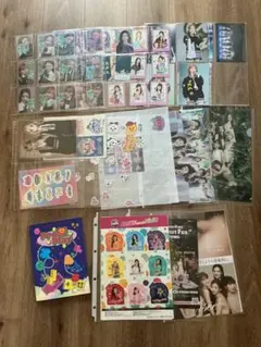 NiziU グッズまとめ売り ステッカー カード クリアファイル その他いろいろ