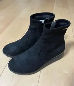 《le coq sportif》ブラックスエードショートブーツ