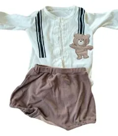 クマ刺繍ロンパースとショートパンツセット　60-70cm