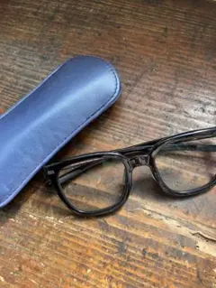 【送料込み】サングラス ZAA81004A1ES ケース付き