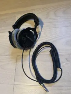 【美品】beyerdynamic DT 990 PRO 250Ω 有線ヘッドホンのサムネイル
