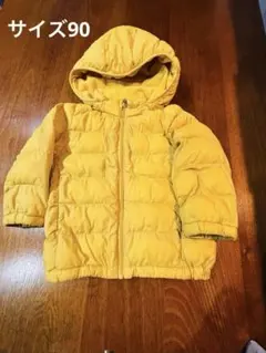 ユニクロ ライトウォームパデッドウォッシャブルフルジップパーカ 90