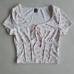 SHEIN 花柄 リブ 半袖 トップスのサムネイル