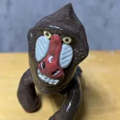 陶器製 マンドリルの置物 約10cm