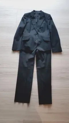 黒 シングルブレスト スーツ