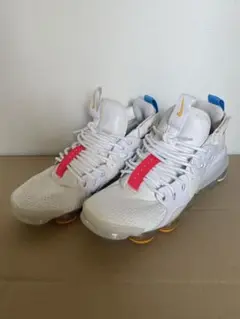 NIKE DIMSIX VAPORMAX