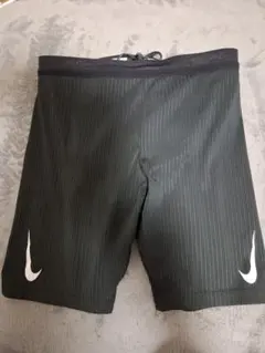 ナイキエアロスイフトハーフタイツのサムネイル