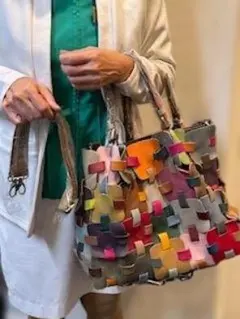 レディースレザーハンドバック