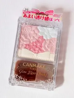 キャンメイク グロウフルールチークス 19 さくらんぼソーダフルール