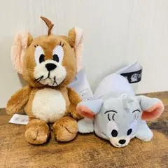 トムとジェリー　マスコット　３個セット　タフィー　非売品　寝そべりマスコット