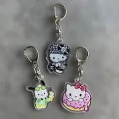ハローキティ アクリルキーホルダー 3個セット