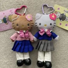 新品　ハローキティ　ぬいぐるみキーホルダー　スタイルアップ　制服　日焼け　③