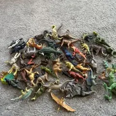 p*n様 都内受け取り専用【8/30まで】 恐竜フィギュア 約50体セット