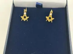 フリーメイソン 金ピアス