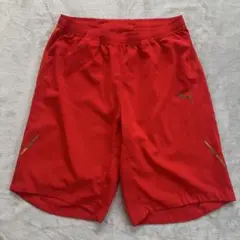 【美品】PUMA　プーマ　 ハーフパンツ　赤色