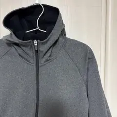 美品【ユニクロ】ブロックテックフリースパーカー　Lグレー レディース