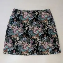 GU ゴブラン織 台形ミニスカート Mサイズ