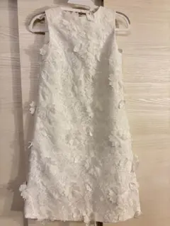 ノースリーブワンピース　花柄刺繍