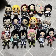 鬼滅の刃　ちびぬいぐるみ　18種セット＋15種キーホルダー・缶バッチおまけ