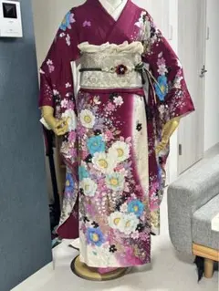 華やか 花柄 振袖のサムネイル