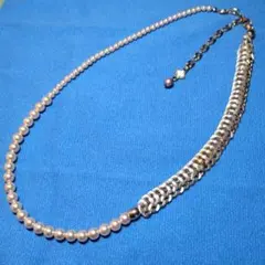 Item thumbnail for item 805a3d2b-5a52-4f4e-9850-848e23816a0a