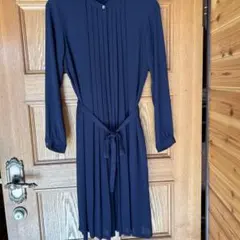 【UNIQLO】プリーツデザイン ワンピース　（Mサイズ）