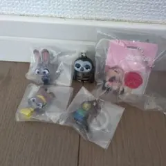 新品　ズートピア　ブリスターチャームコレクション&めじるしアクセサリー初期&2