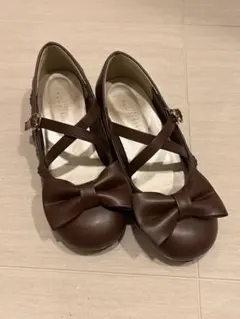 クロスリボンベルトパンプス　茶