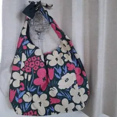 日本未発売　marimekko uniqlo ショルダーバッグ　新品未使用タグ付