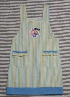 お手伝いに♪　ミニーマウス　キッズエプロン　130