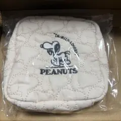 SPRiNG 9月号　付録　PEANUTS スヌーピー キルティングポーチのサムネイル