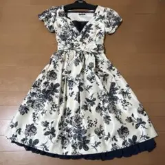 L'EST ROSE フラワーワンピース M 試着のみ　パーティー　結婚式