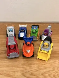 パウパトロール　ダイキャストビークル　7台